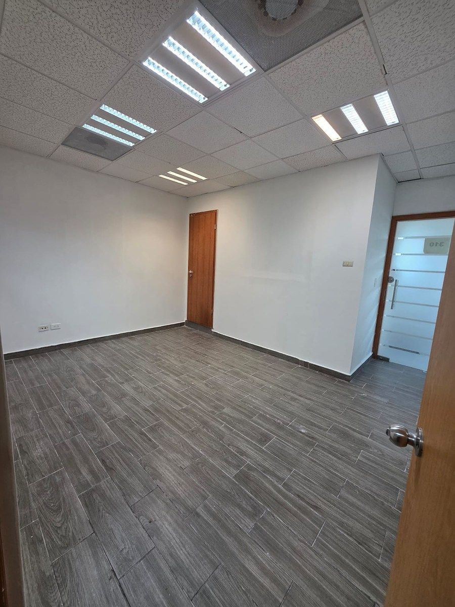 Retail Space in Vista Hermosa, Monterrey, photo 2 of 6