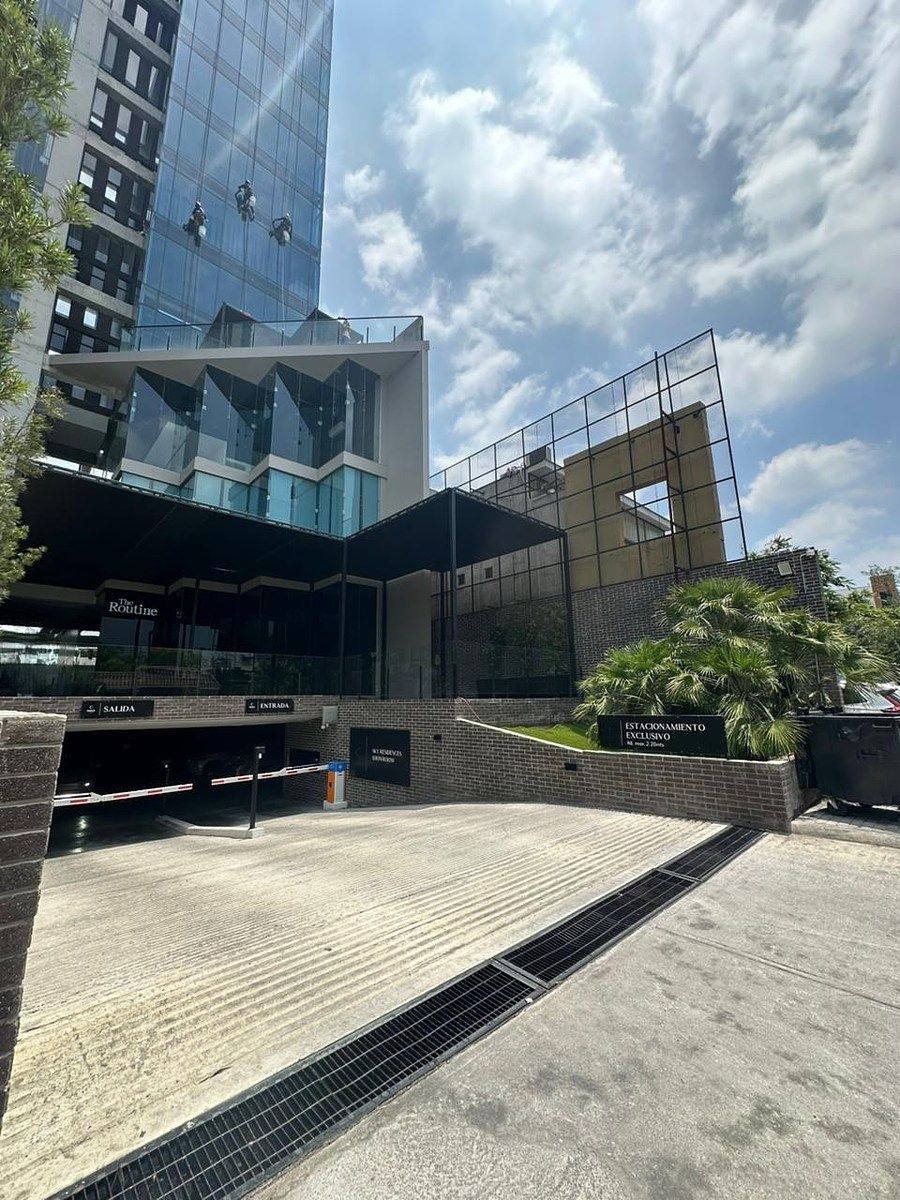 Retail Space in Del Valle, San Pedro Garza García, photo 19 of 21