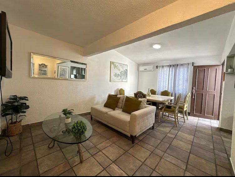 House in El Conchalito, La Paz, photo 2 of 10