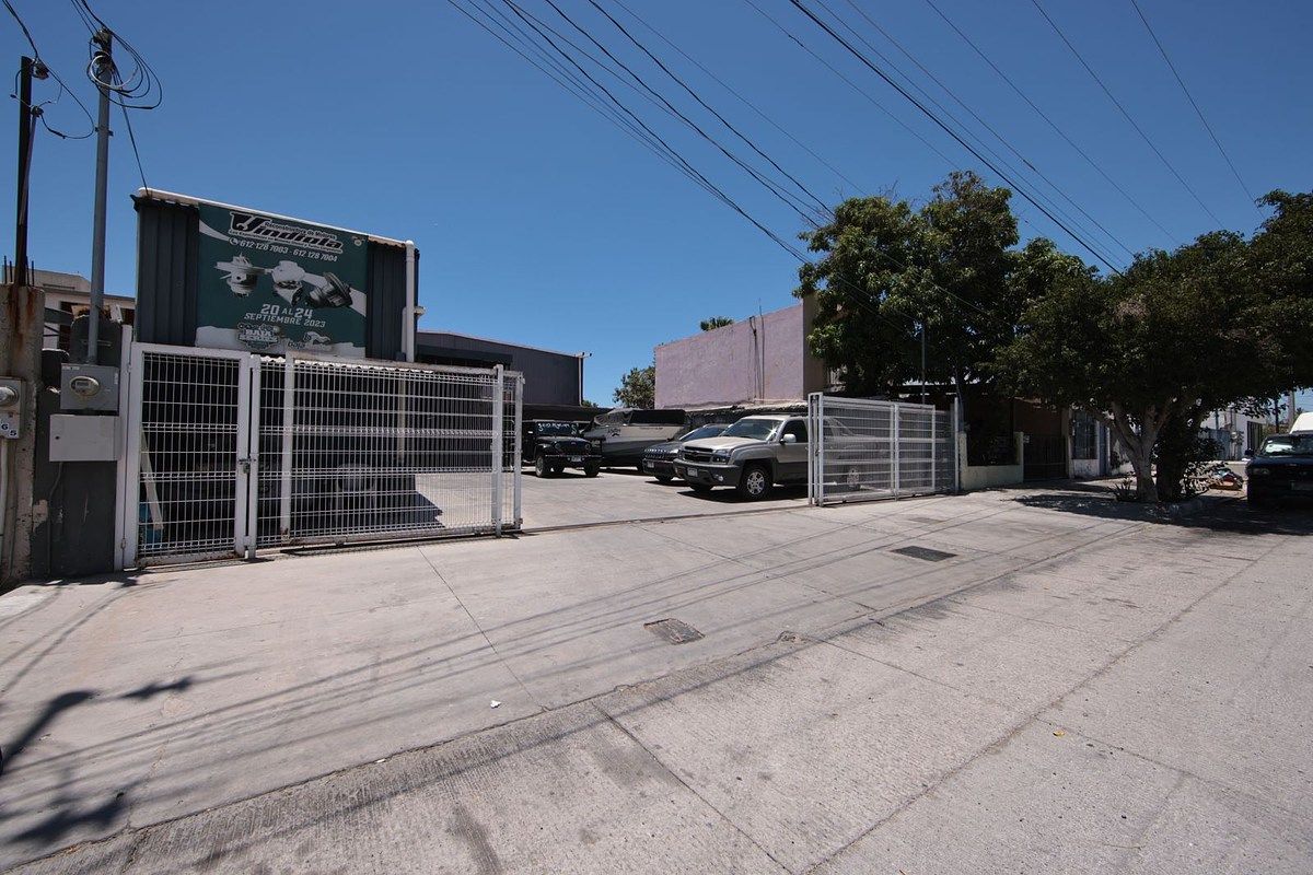 Local comercial en Los Olivos, La Paz, foto 2 de 11