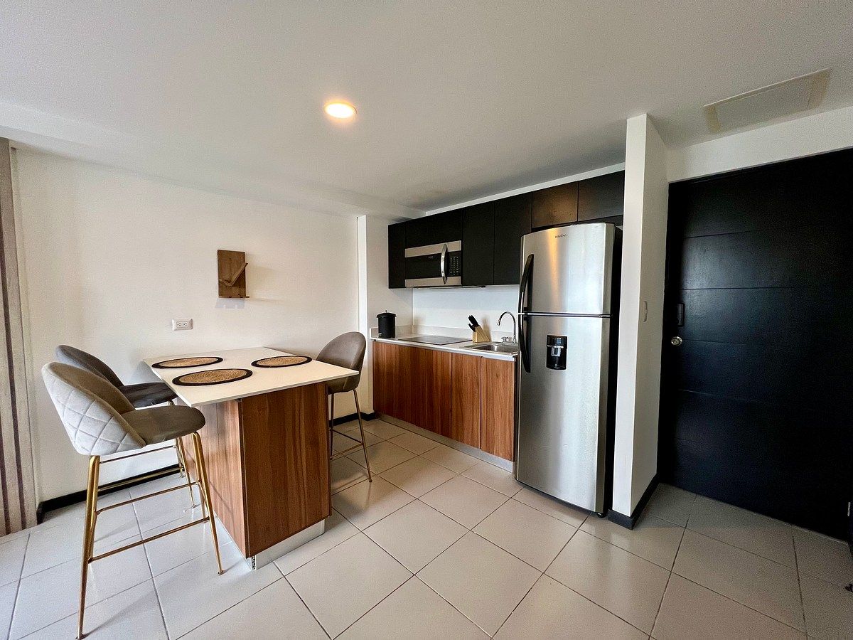 Apartamento en Zona 14, La Villa, Guatemala, foto 3 de 11