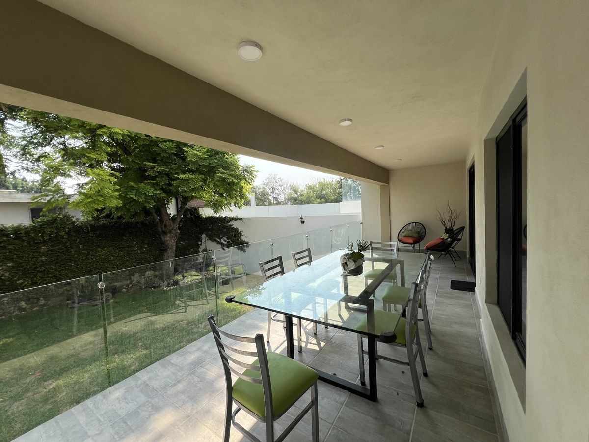 CASA EN RENTA EN LOMAS DEL VALLE, foto 1 de 17