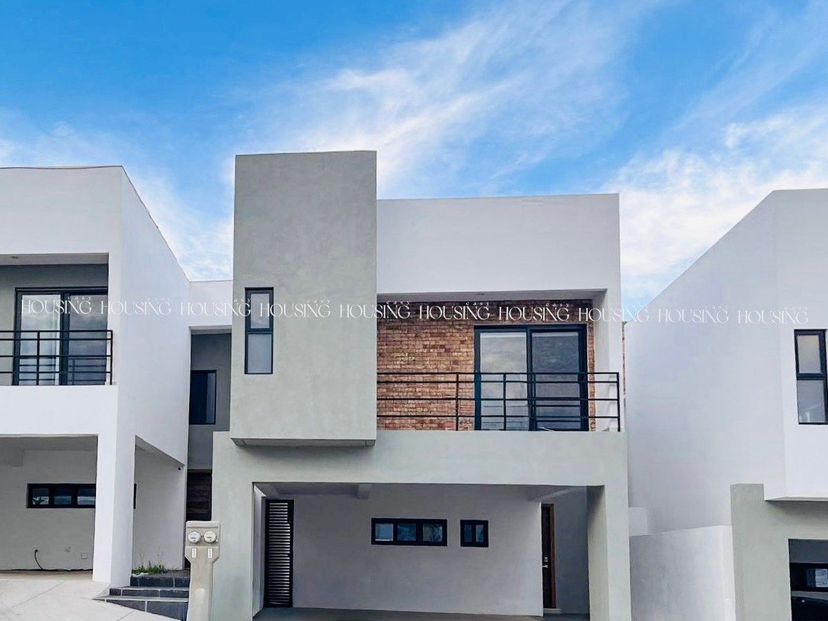 CASA EN VENTA JUNTO A PARQUE SIN VECINO AL FRENTE EN ZONA VALLE ESCONDIDO, foto 1 de 48