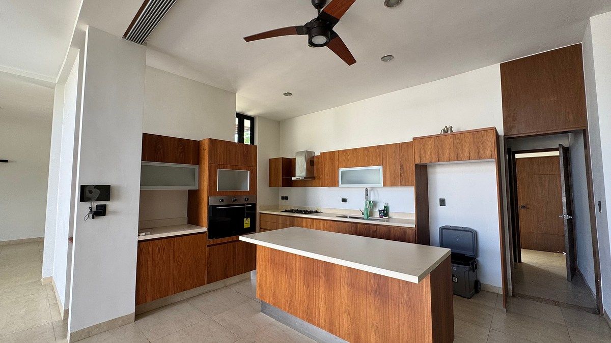 House in Residencial del Mayab, Mérida, photo 10 of 47