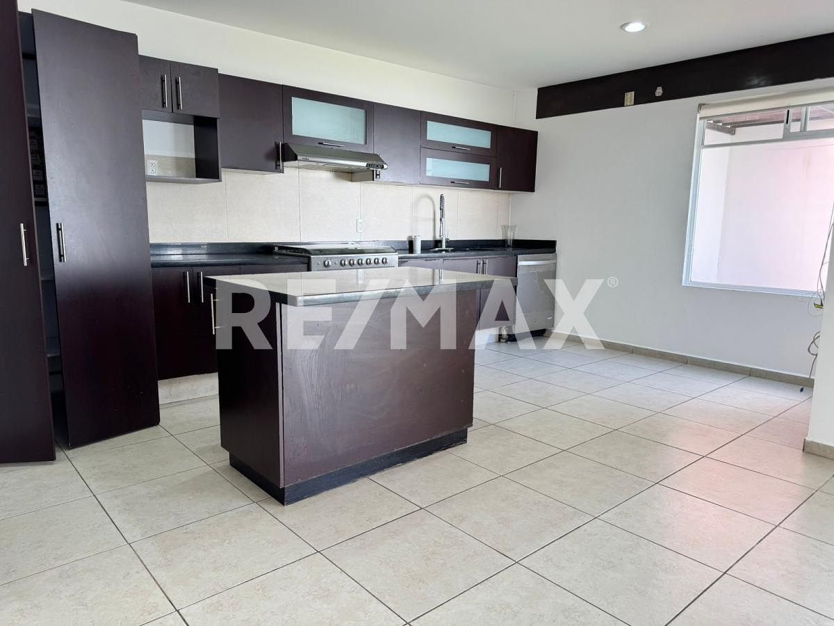 Casa à Venda Residencial El Refugio Querétaro Amplos espaços e jardim, foto 1 de 35