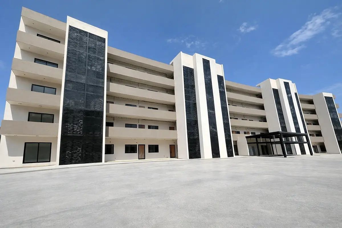 APARTAMENTO À VENDA, ESTRADA NACIONAL, NL., foto 1 de 10