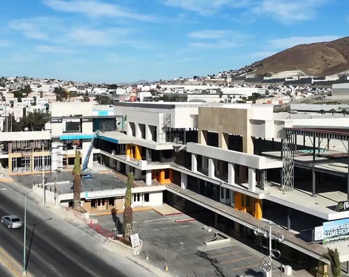 Shopping Mall Space in Los Lobos, Tijuana, photo 12 of 14