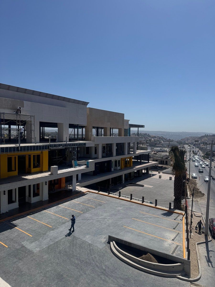 Local en centro comercial en Los Lobos, Tijuana, foto 14 de 14