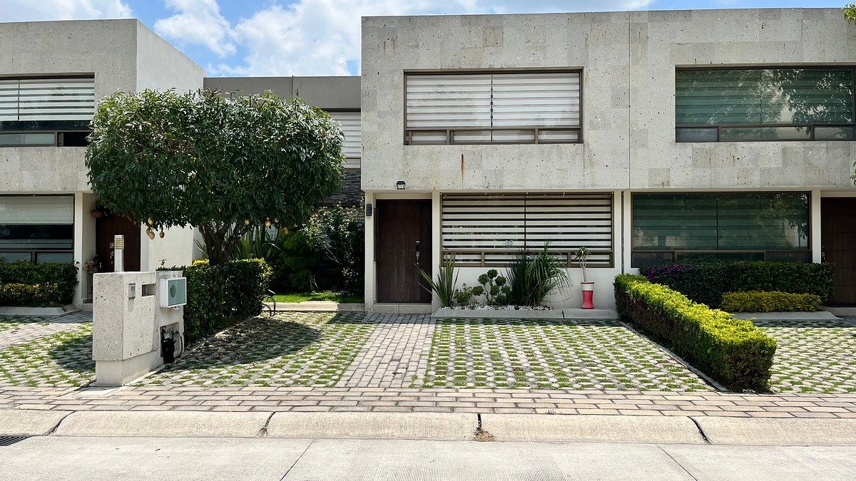 Casa en renta totalmente amueblada Lomas Virreyes Calimaya modelo Madeira, foto 1 de 27