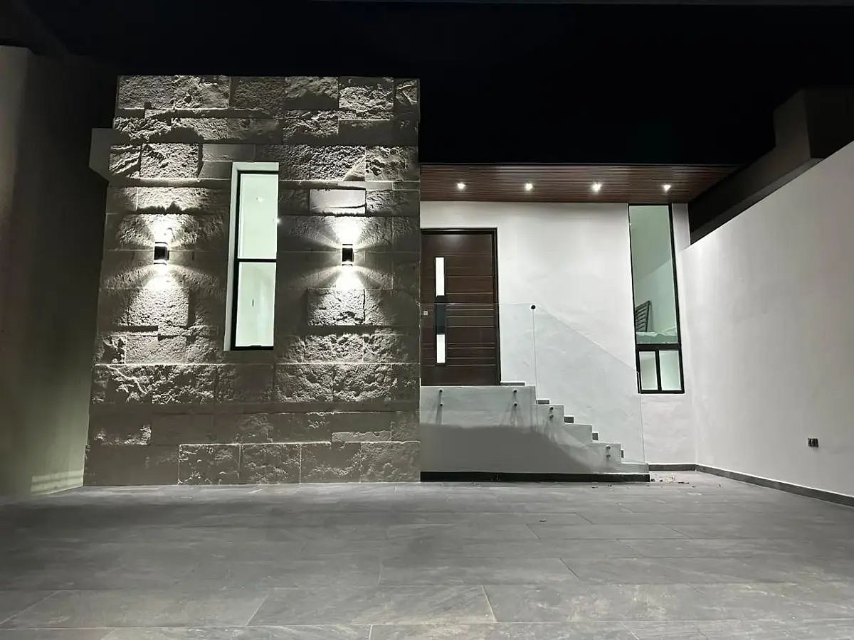 CASA EN VENTA TOTALMENTE REMODELADA, DEL PASEO RESIDENCIAL, MTY,NL., foto 1 de 16