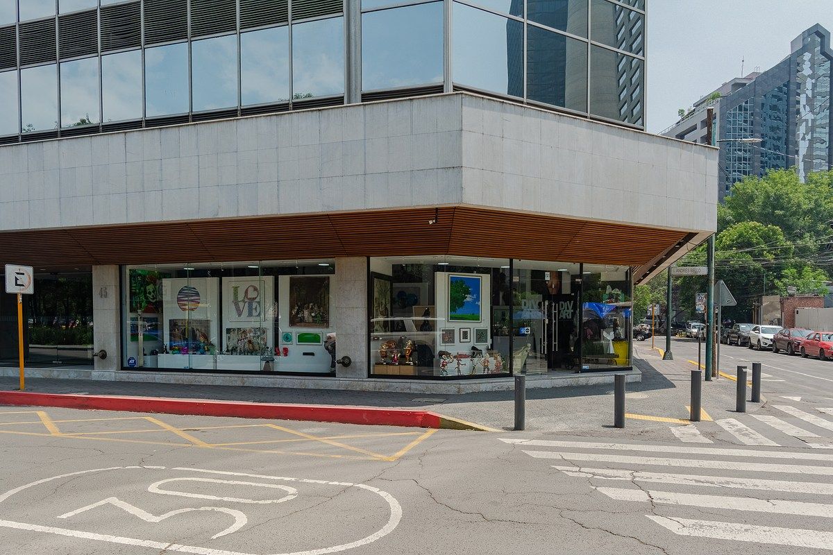 LOCAL COMERCIAL EN VENTA – ANDRÉS, foto 1 de 5