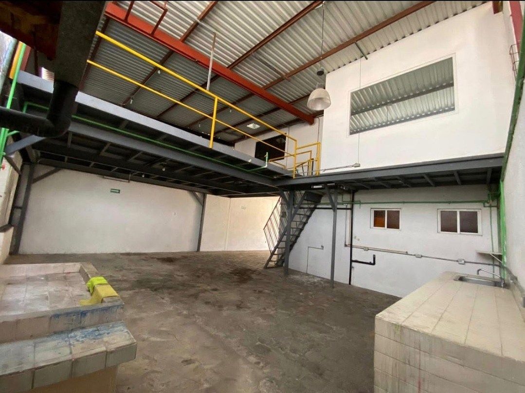 Bodega comercial en Lázaro Cárdenas, Querétaro, foto 3 de 11