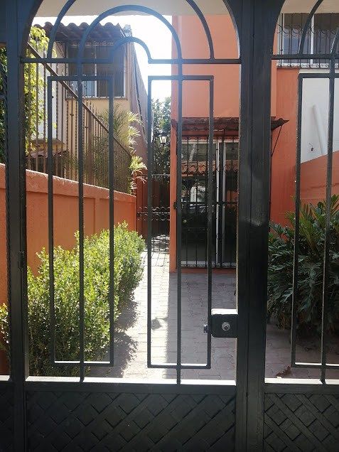 House in Jardines de La Hacienda I, Jiutepec, photo 2 of 9