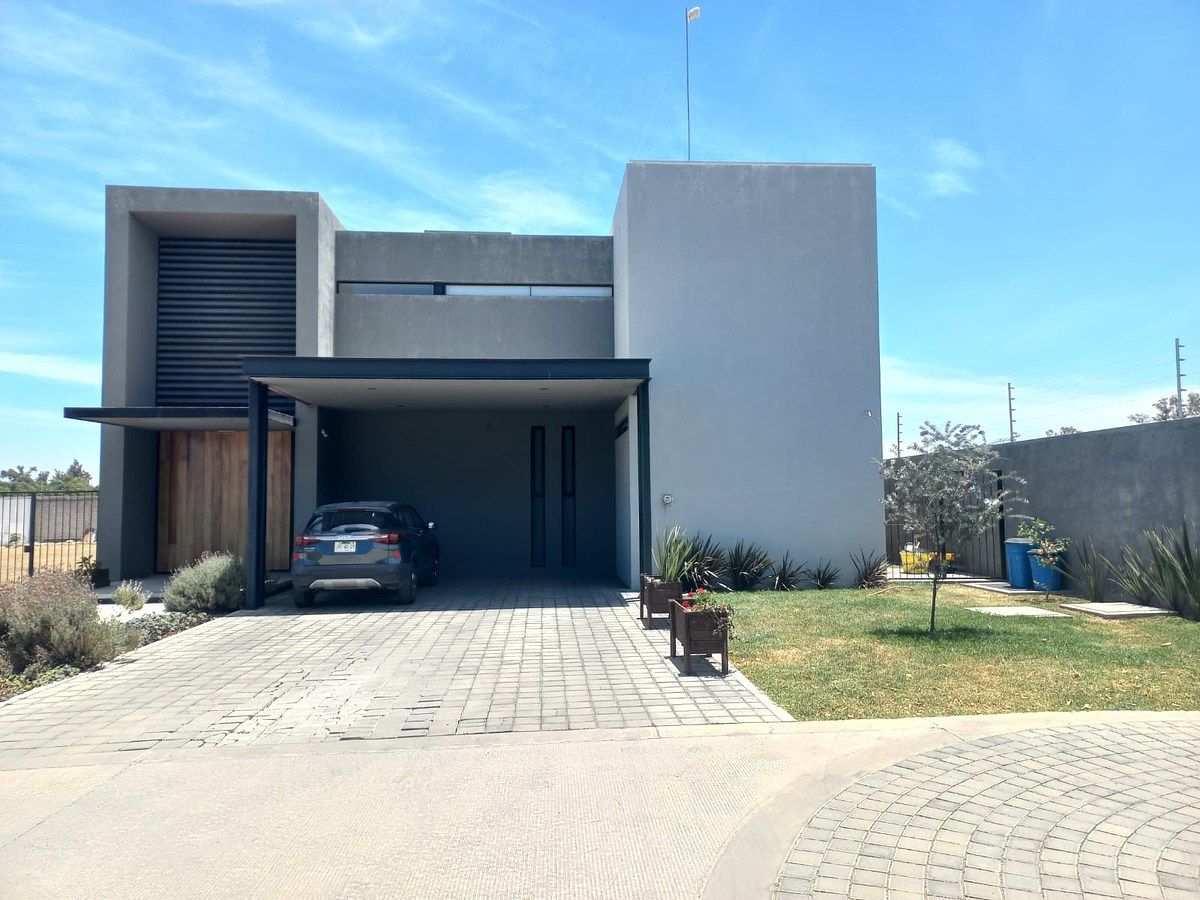 House in Gated Community in Haciendas San Acasio, Zapopan, photo 2 of 31