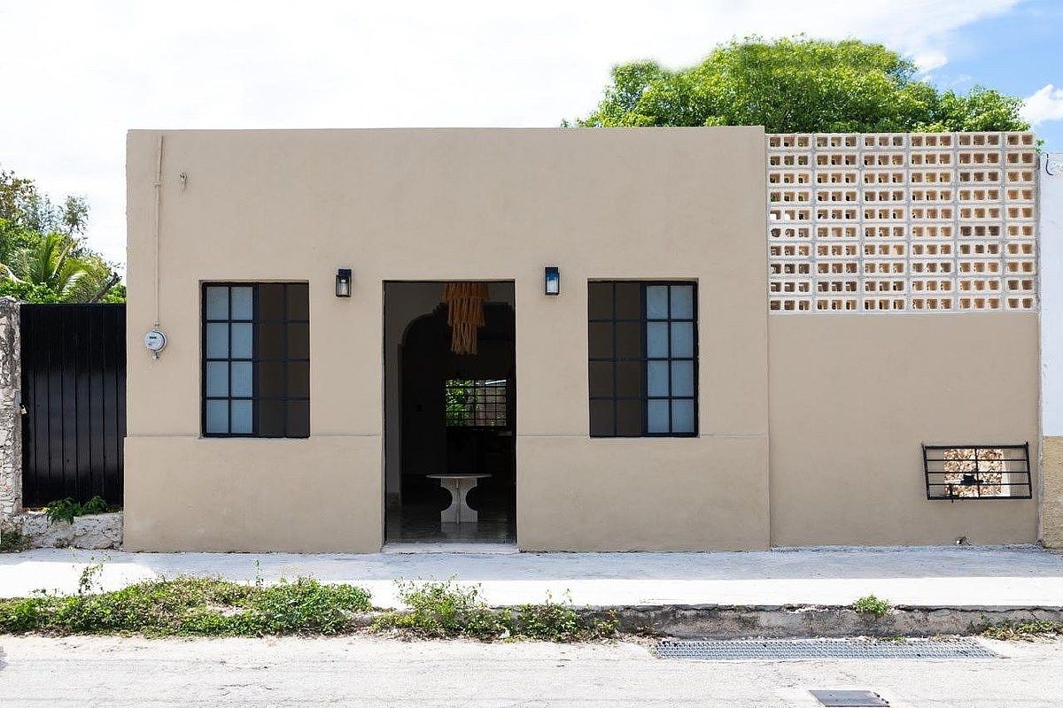 CASA EN VENTA EN COL. BOJORQUEZ, photo 1 of 14