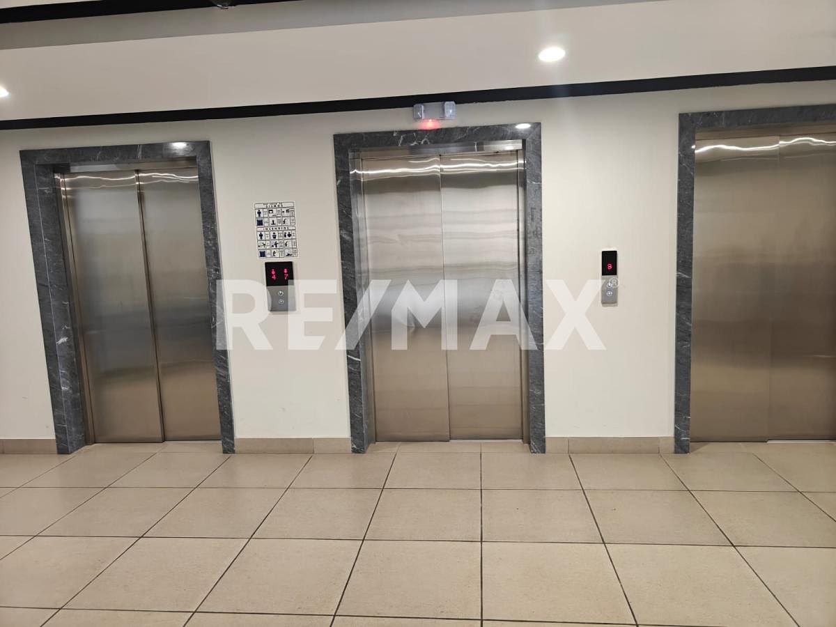 Local comercial en Colinas del Cimatario, Querétaro, foto 14 de 17