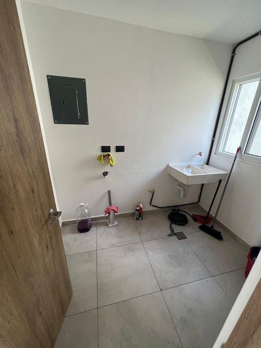 Casa em Villas del Refugio, Querétaro, foto 4 de 17