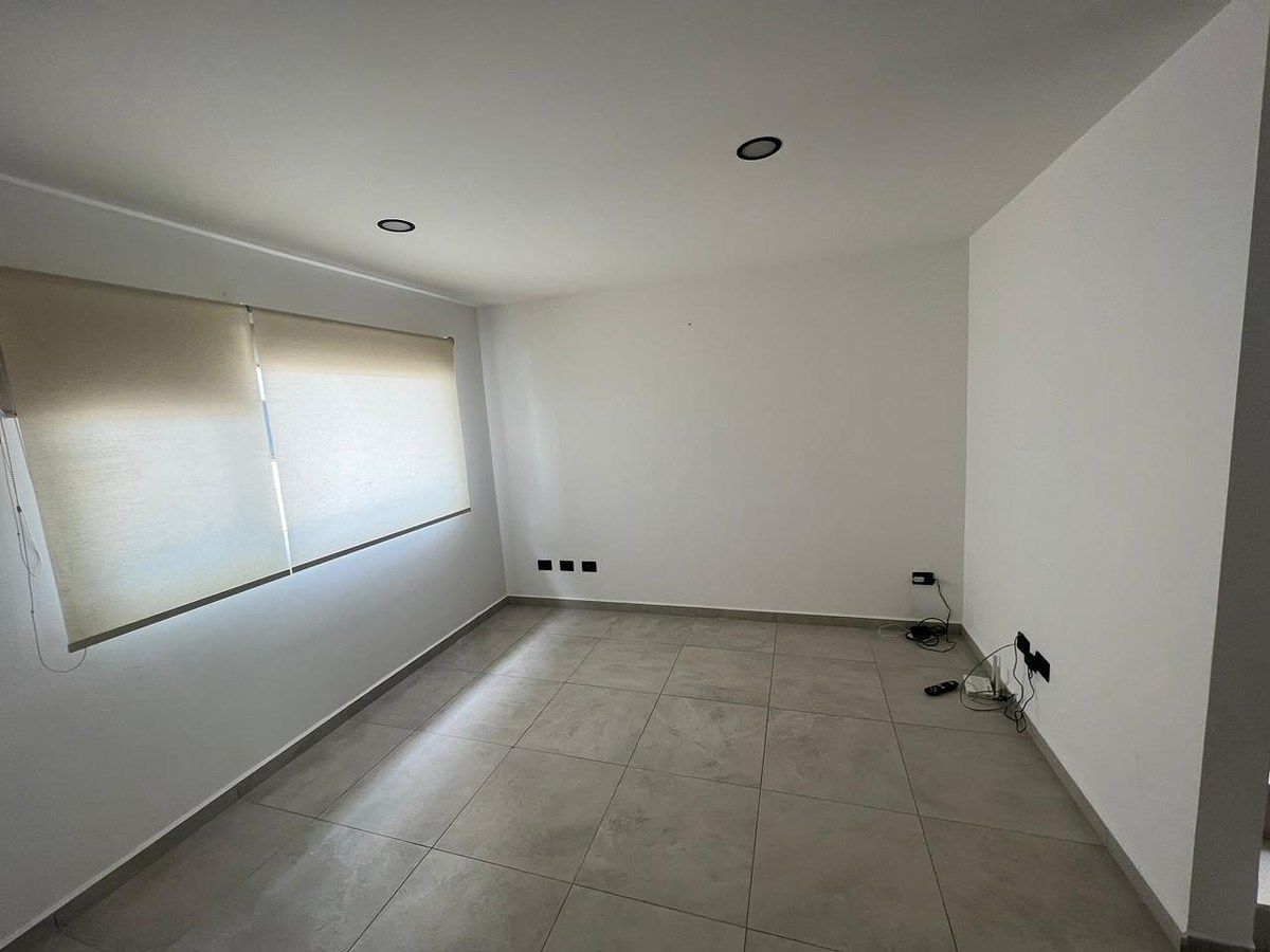 Casa em Villas del Refugio, Querétaro, foto 5 de 17