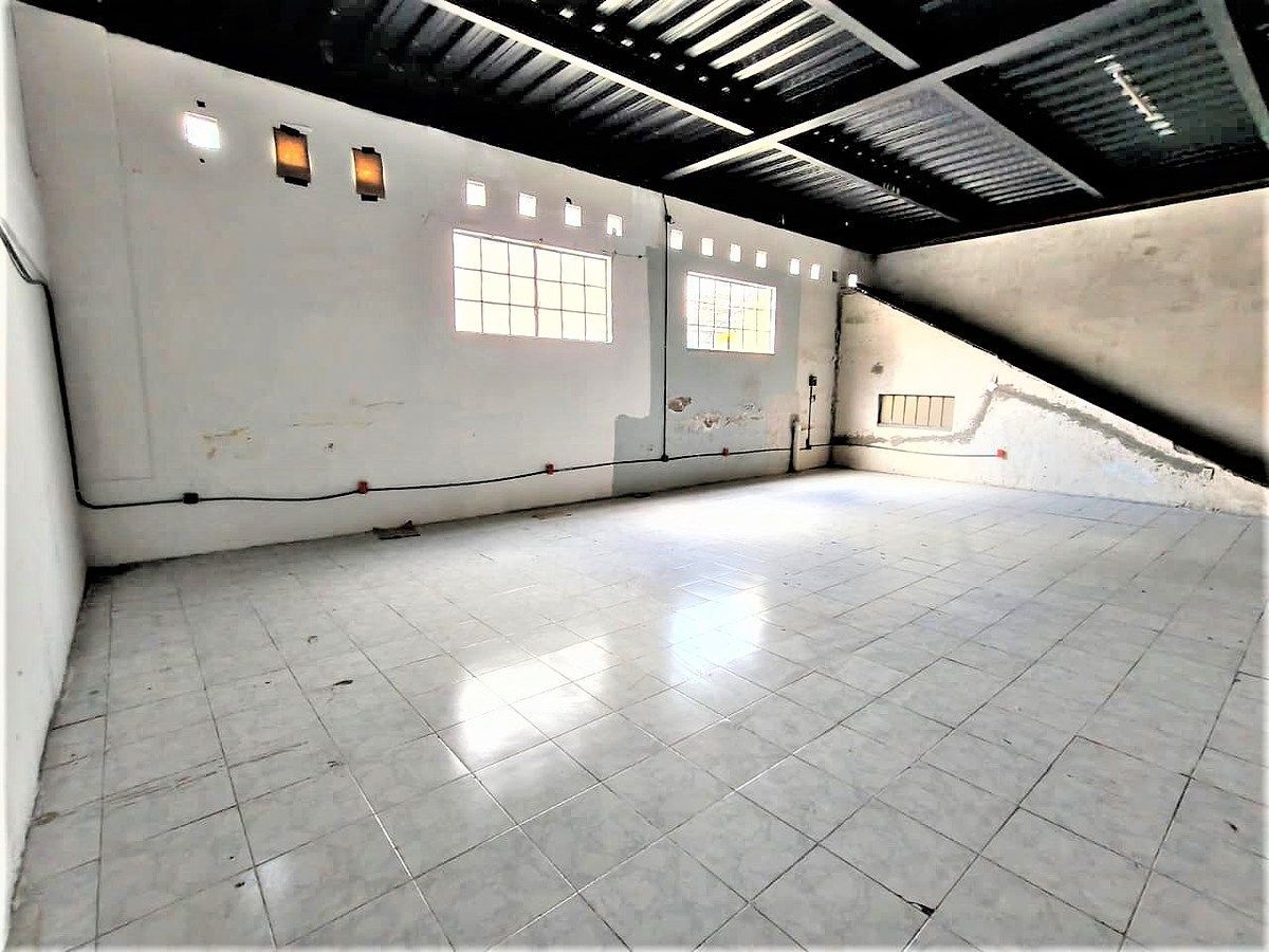 Commercial Storage Unit in Doctores, Cuauhtémoc, photo 47 of 50