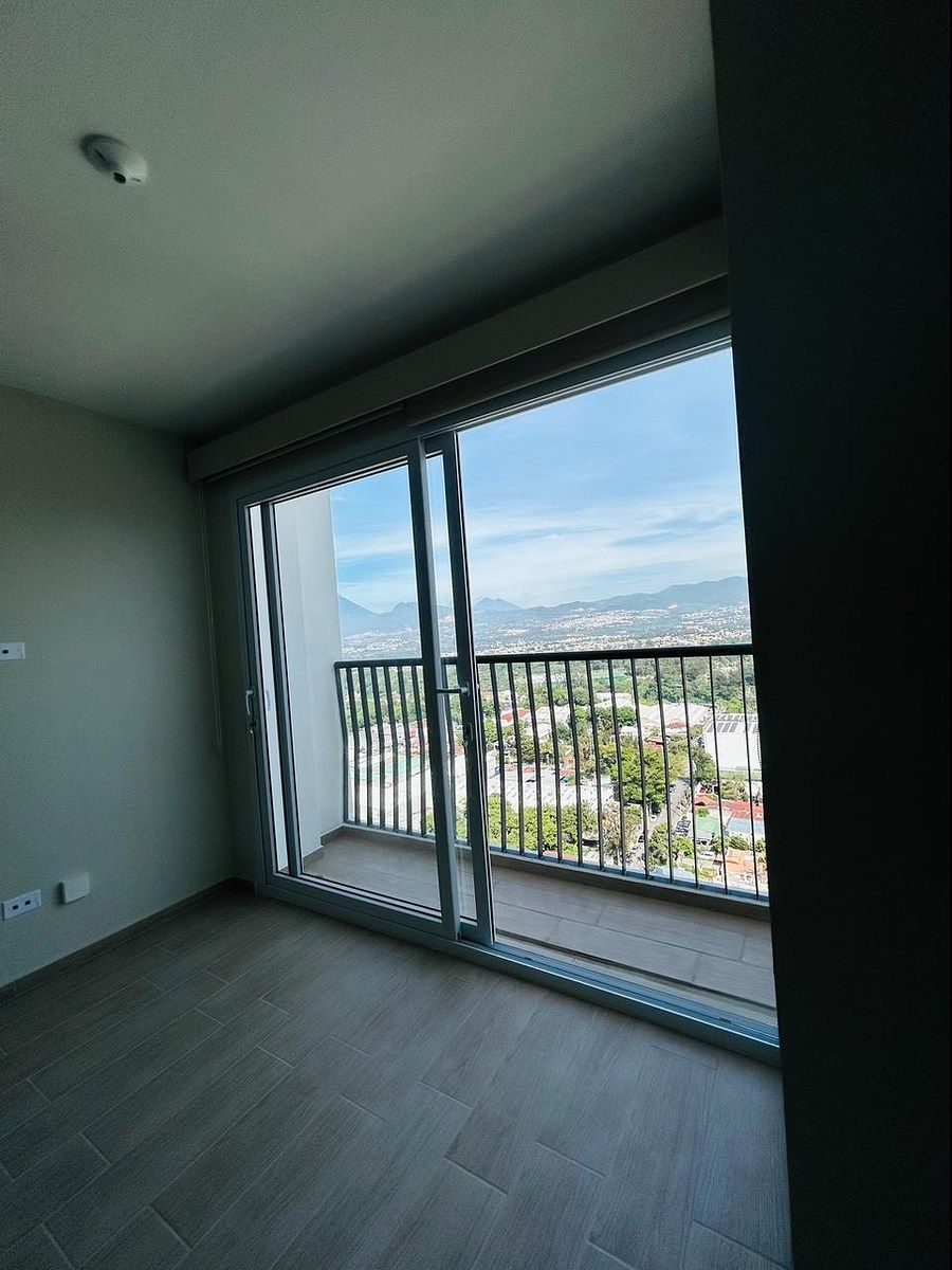 Apartamento en Zona 12, Guatemala, foto 9 de 25