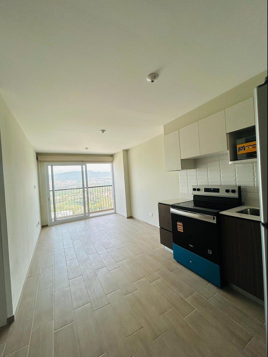 Apartamento en renta cerca del Irtra petapa en zona 12 - Image 4