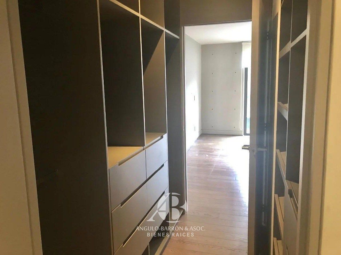 VESTIDOR, foto 11 de 19