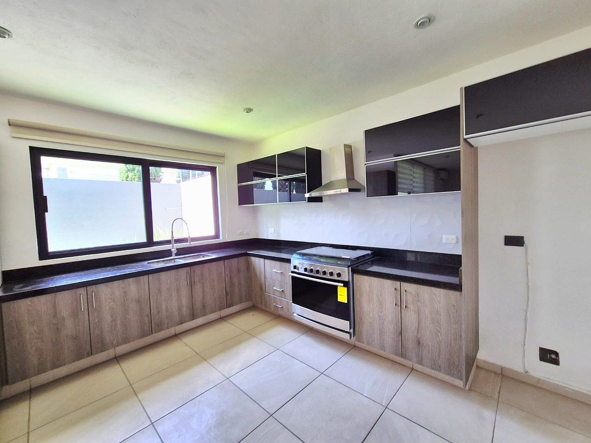 Casa en condominio en Santillana Parque Residencial, Zapopan, foto 4 de 22
