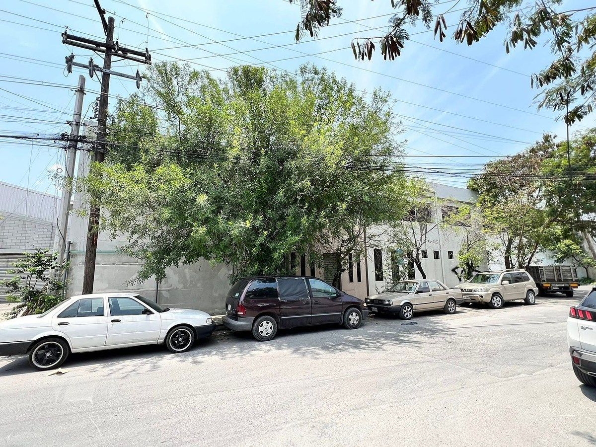 Commercial Storage Unit in Industrial Monte de los Olivos, Santa Catarina, photo 5 of 28