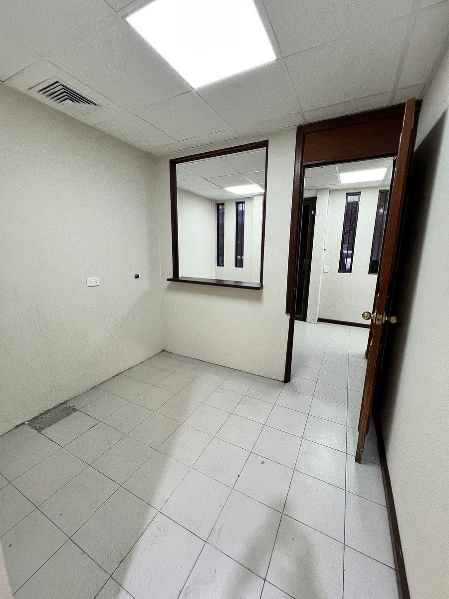 Commercial Storage Unit in Industrial Monte de los Olivos, Santa Catarina, photo 18 of 28