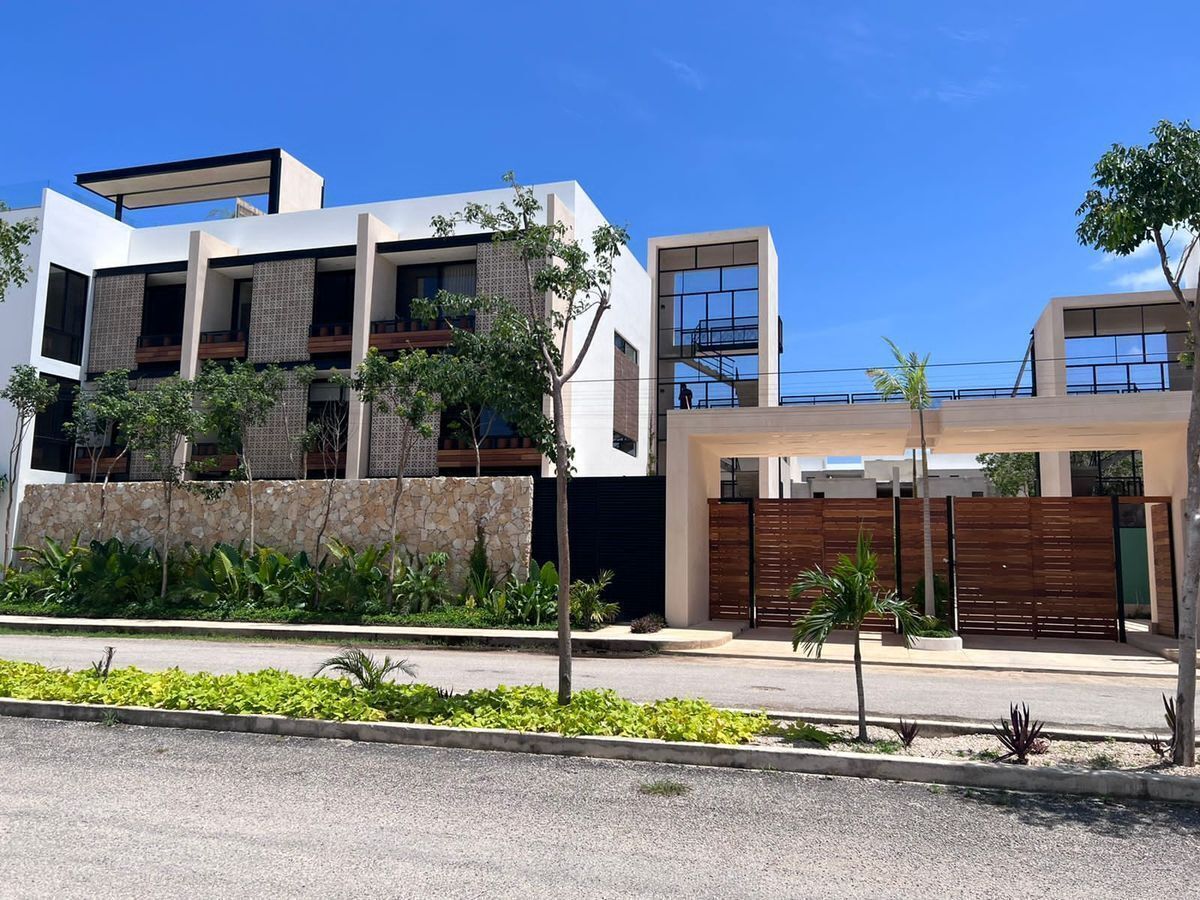 En renta departamento en purana en Temozón norte Mérida, Yucatán., foto 1 de 22