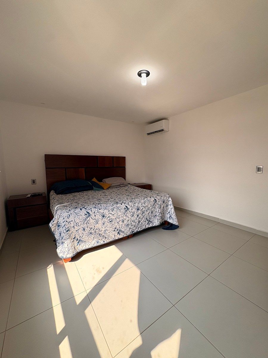 Casa em Paisajes del Tesoro, Tlaquepaque, foto 25 de 34