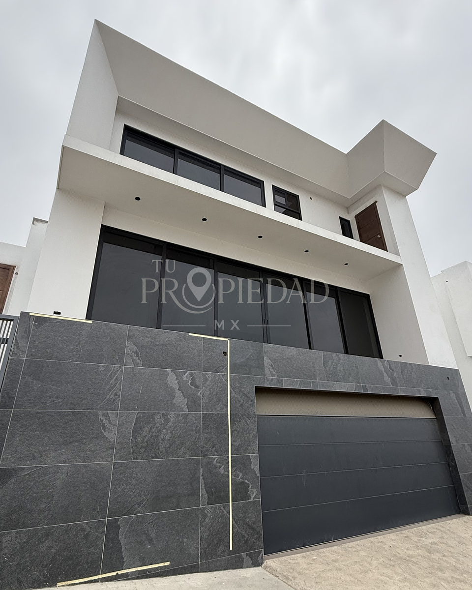House in Ampliación Moderna, Ensenada, photo 2 of 17