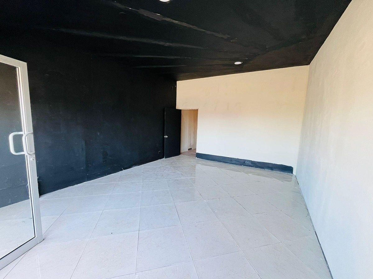 Retail Space in Playas de Tijuana, Tijuana, photo 4 of 5