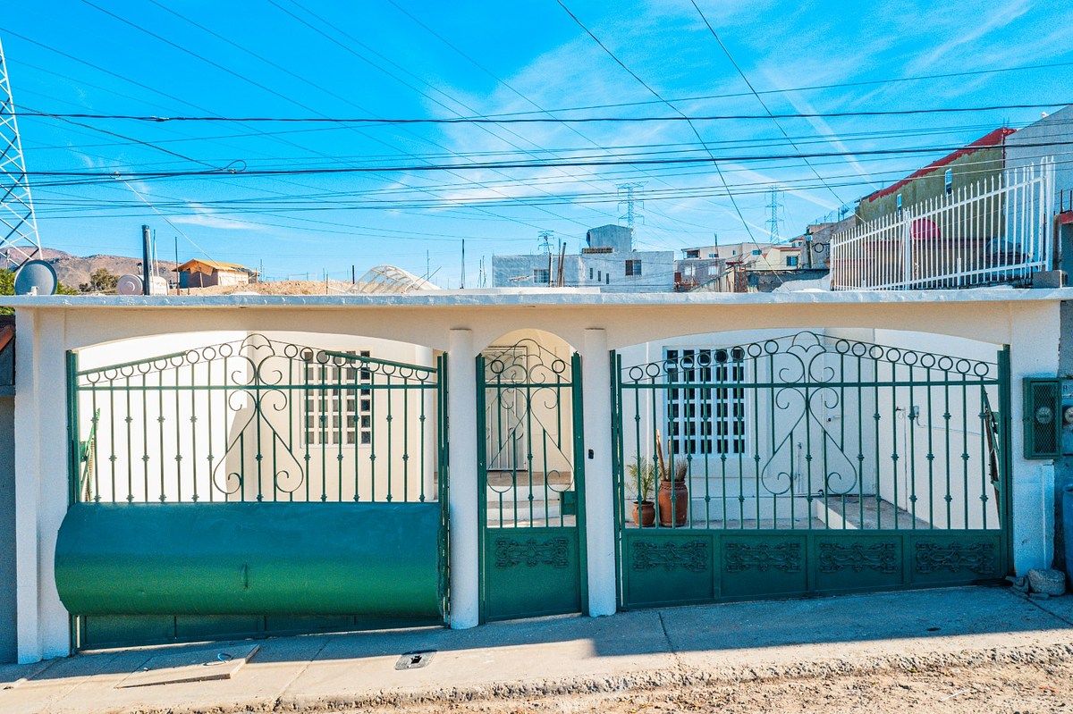 Casa em Villa Fontana I, Tijuana, foto 10 de 13
