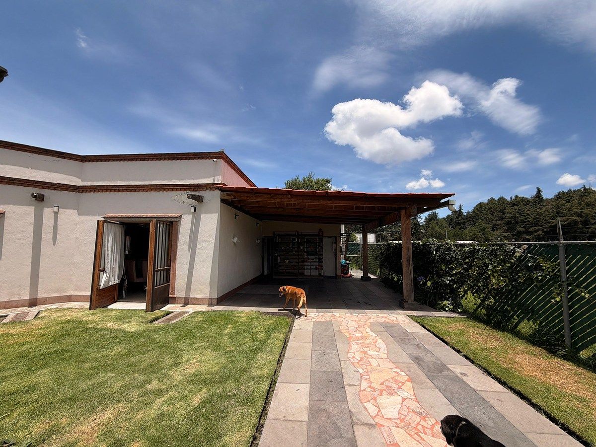 Casa en Llano Grande, Metepec, foto 3 de 27