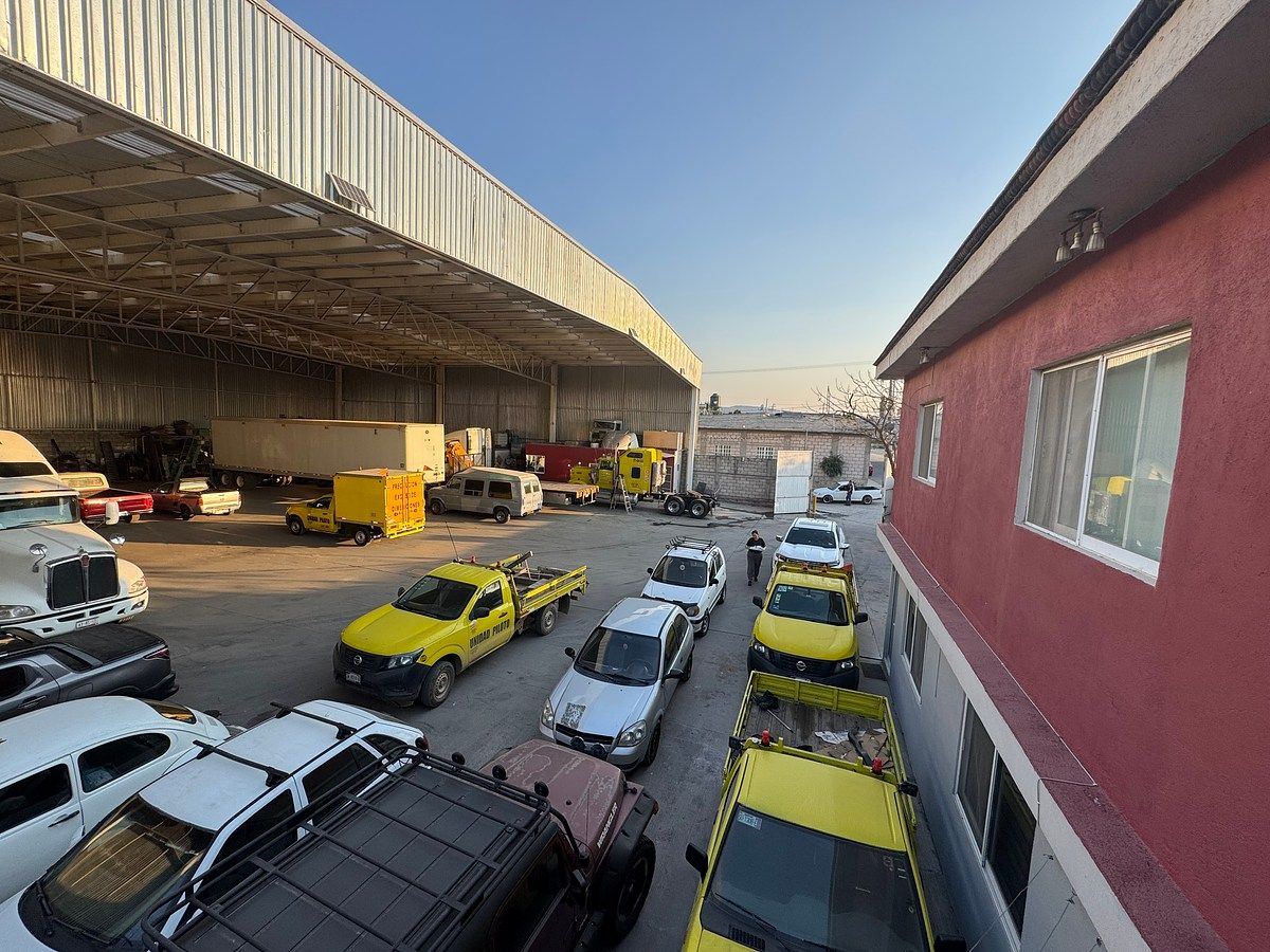 Bodega industrial en Cumbres de Conín, El Marqués, foto 8 de 24