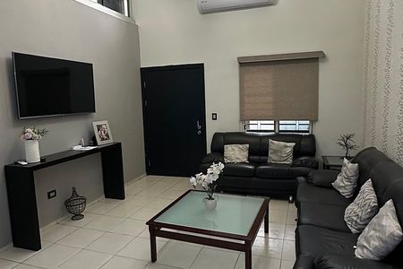 Casa en Venta en San Pedro (El Alamo) Santiago N.L.   ¡AMUEBLADA!