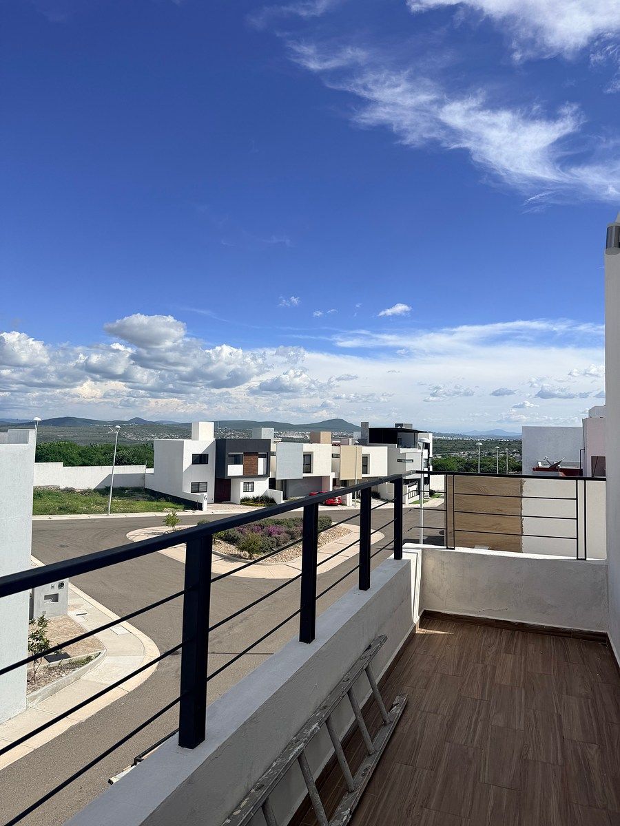 House in Gated Community in Zákia, El Marqués, photo 3 of 18