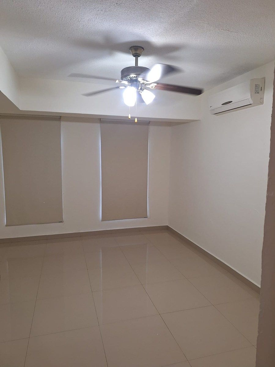 Casa em Contry la Silla, Guadalupe, foto 7 de 24