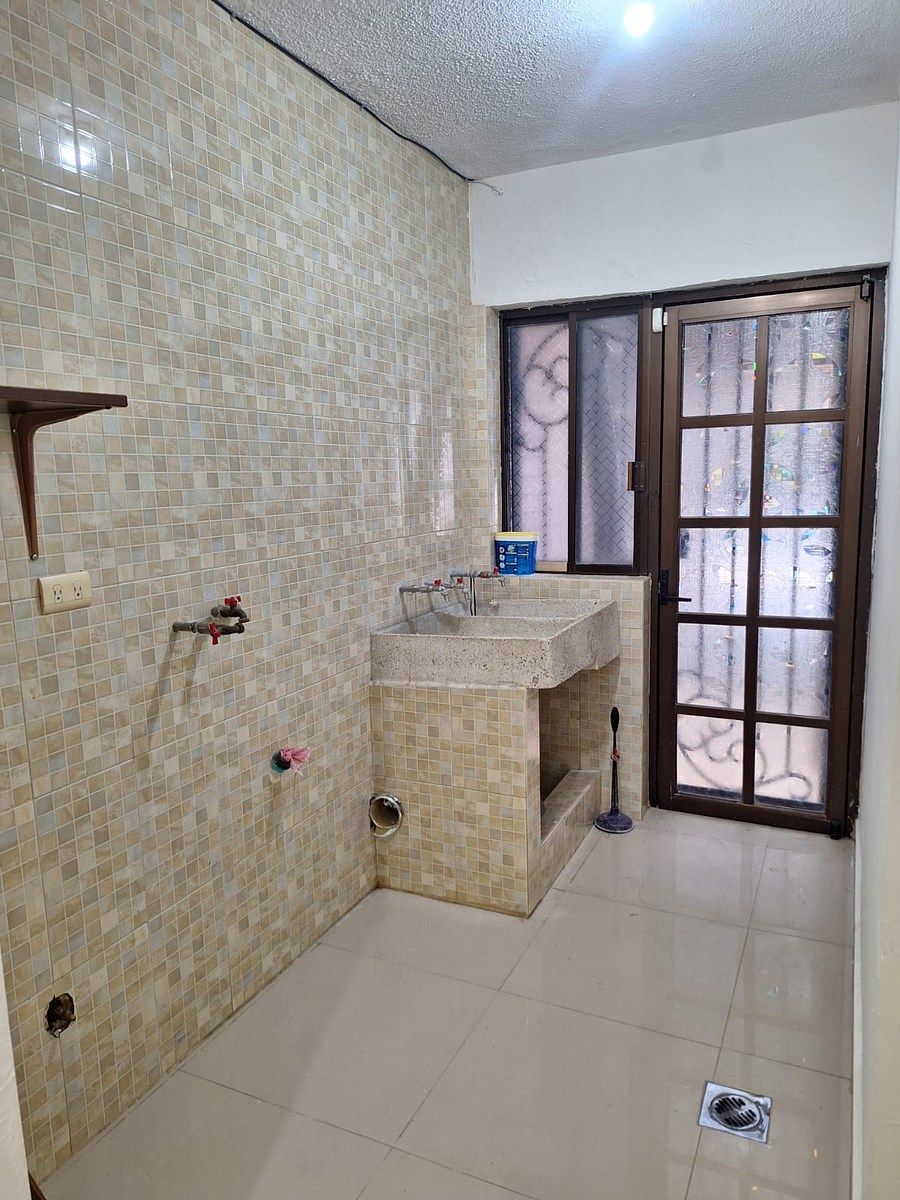 Casa em Contry la Silla, Guadalupe, foto 8 de 24