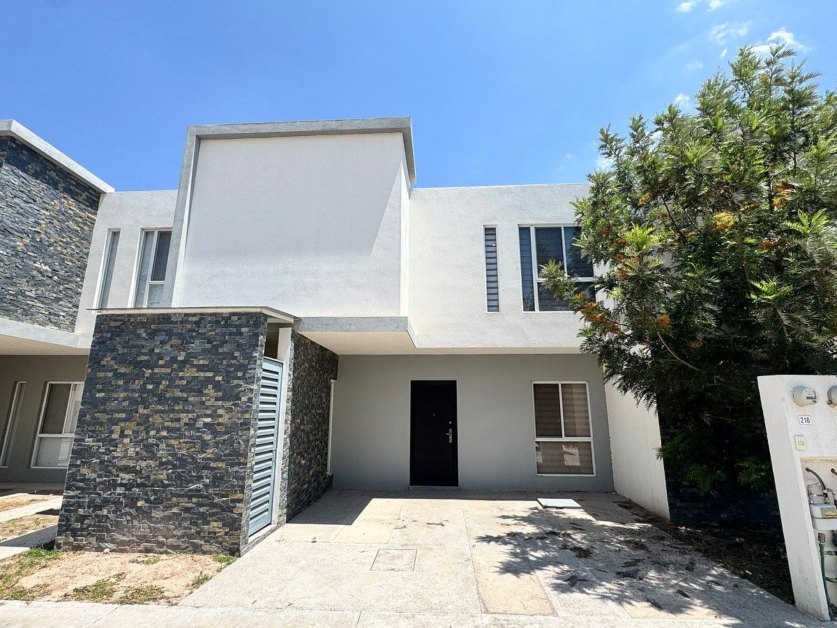 Casa en Venta en Privada Cantera 2 amplia, foto 1 de 23