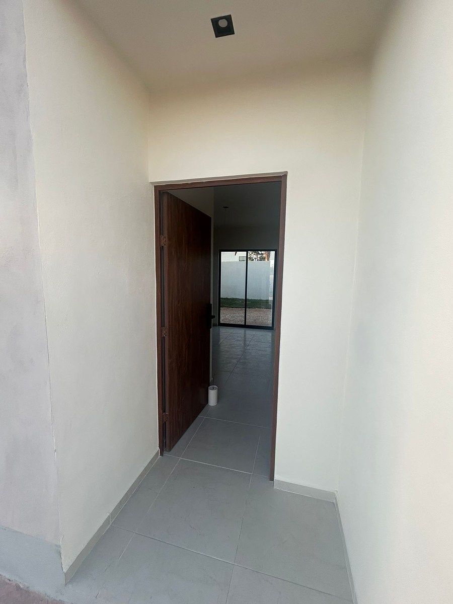 Casa en Tixcacal Opichen, Mérida, foto 2 de 18