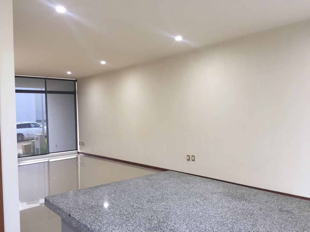 Casa em condomínio fechado em Valle Imperial, Zapopan, foto 3 de 39