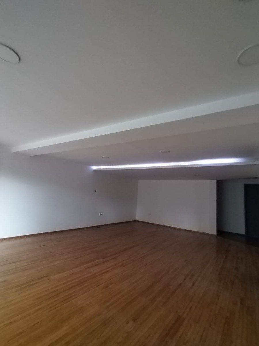 Departamento perto do parque afundado, foto 1 de 19