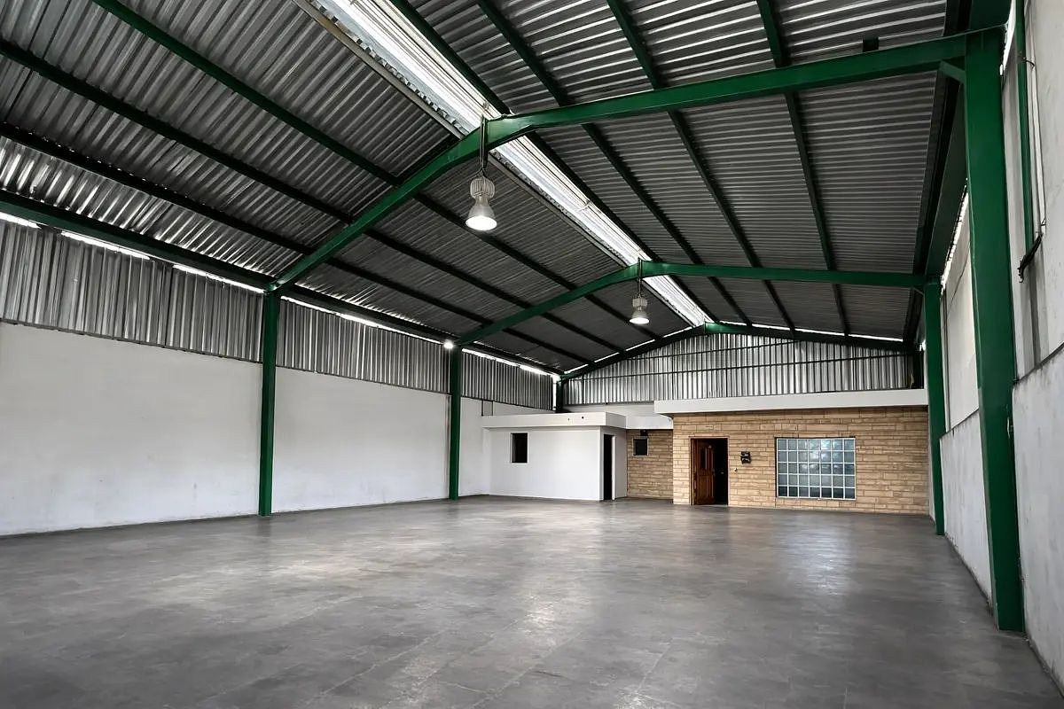Warehouse for Sale in the Center of Monterrey, photo 1 of 15