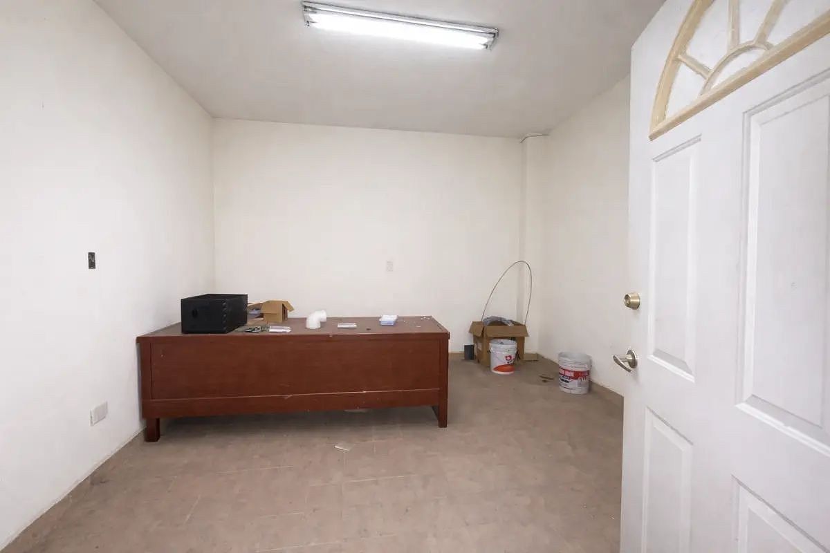 Commercial Storage Unit in Centro, Monterrey, photo 7 of 15
