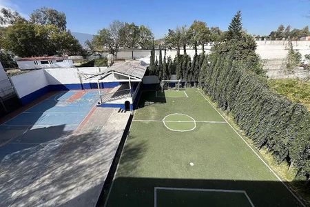 EDIFICIO CON AMPLIO USO DE SUELO: CLÍNICAS, UNIVERSIDAD, ESCUELA, OFICINAS, ETC.