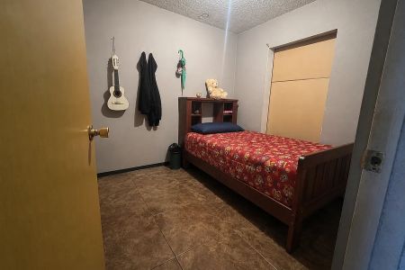EXCELENTE CASA PARA INVERTIR