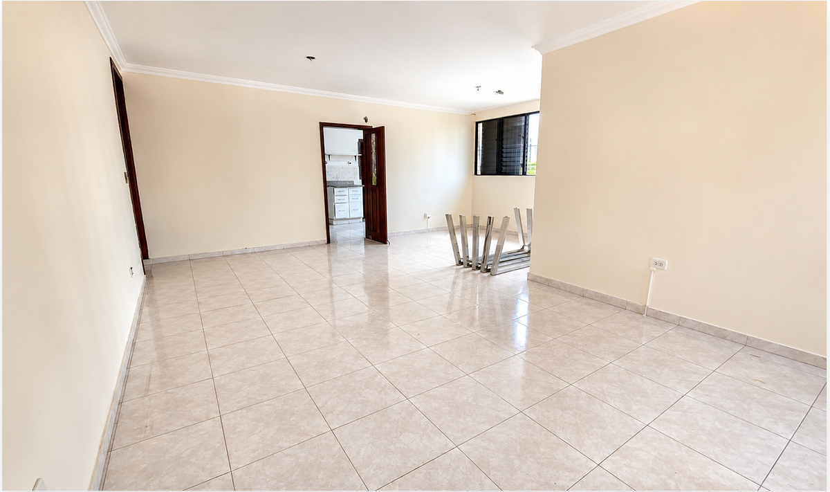 Local comercial en alquiler en Naco, Santo Domingo – 160 m² + depósito, 4 parque, foto 1 de 14