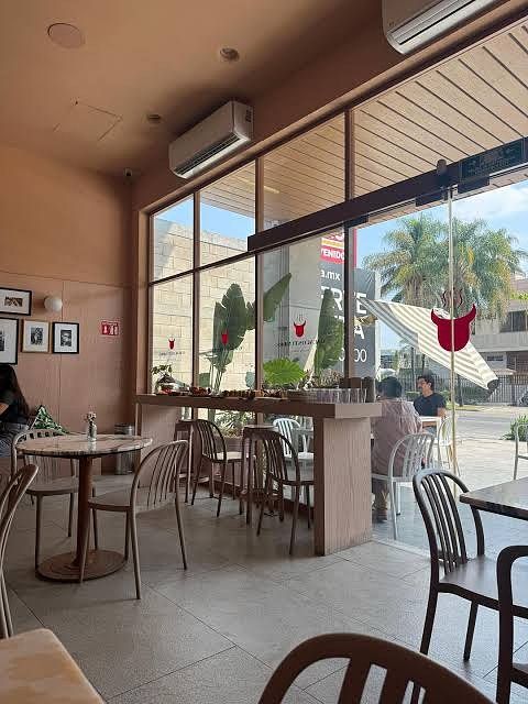 Local Comercial Rubén Darío, foto 1 de 4